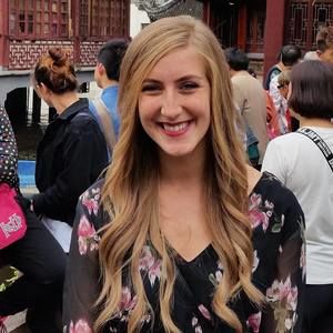 Meet your Posher, Dominique